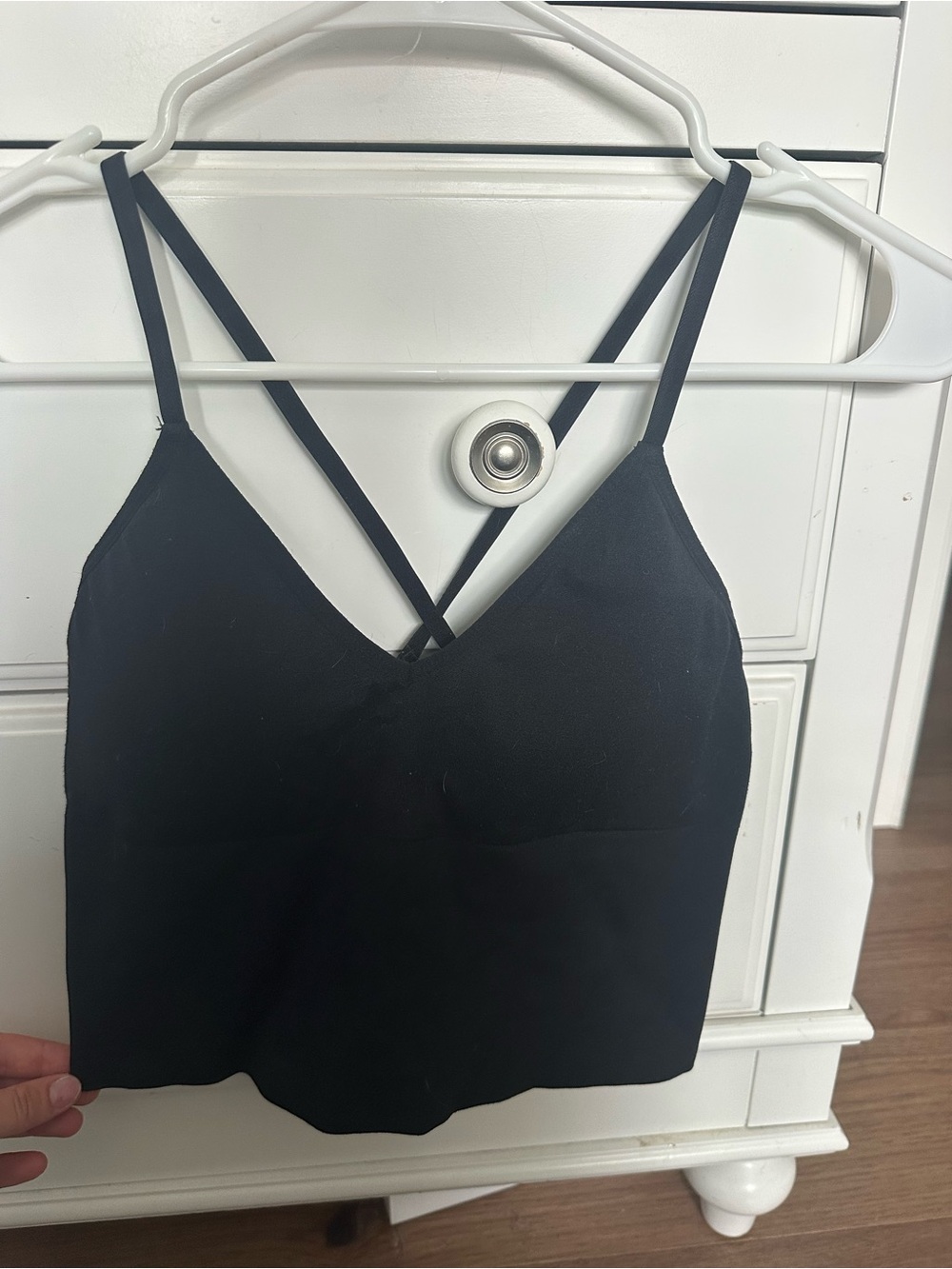Black Strappy V-Neck Crop Tank Top - Women's